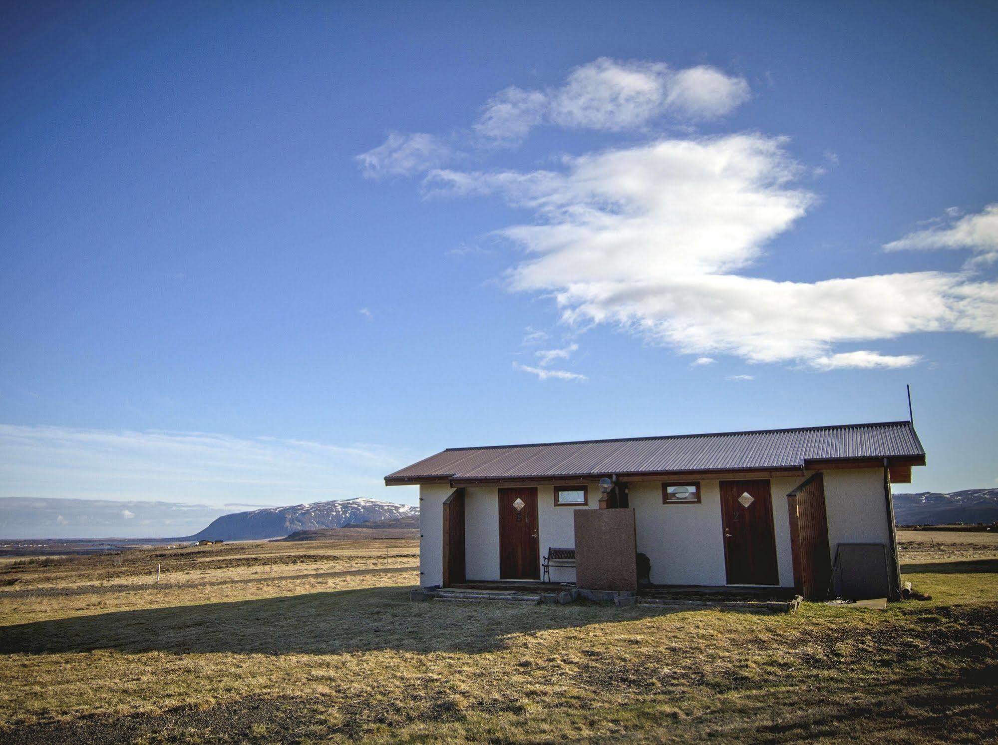Borealis Hotel Ulfljotsvatn ภายนอก รูปภาพ