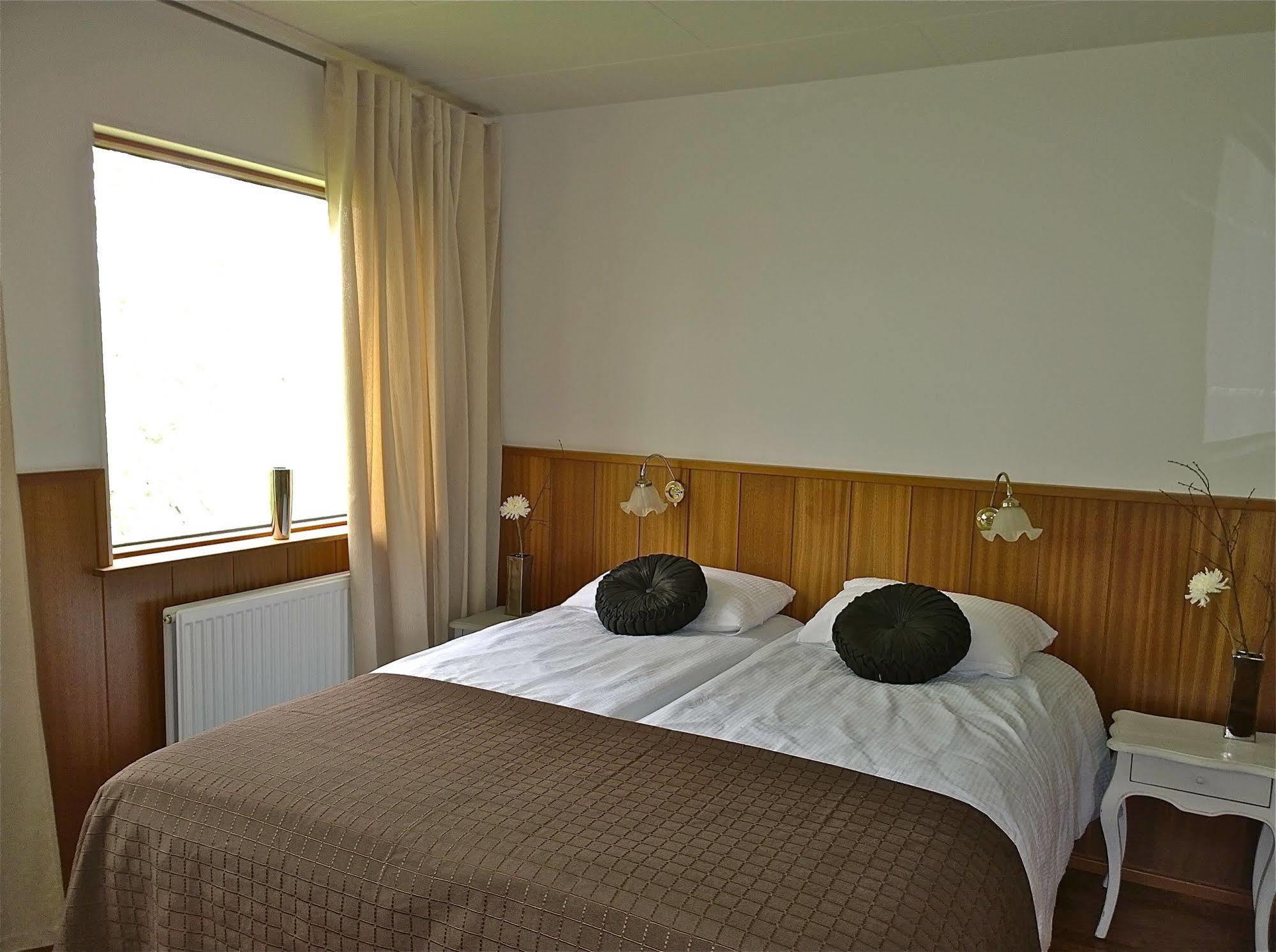 Borealis Hotel Ulfljotsvatn ภายนอก รูปภาพ
